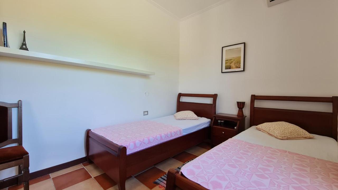 Village Home Next To The Sea Sarande Exterior photo